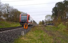 Pociąg na torze w miejscu budowy nowego przystanku Grudziądz Rządz. fot. Mirosław Lewandowski PLK