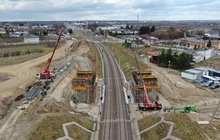 Budowa wiaduktu nad torami w Warce na ul. Grójeckiej fot. A. Lewandowski (1)