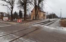 Peron na przystanku Wrocław Wojnów - wykonana droga dojścia na peron