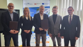 Podpisanie porozumienia PLK SA i Miastem Sosnowiec dot. budowy kładki nad torami w Sosnowcu fot. Piotr Hamarnik