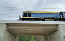 Testy obiektów inżynieryjnych na szlaku Pilichowice - Olszamowice na Centralnej Magistrali Kolejowej