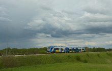 Pociąg na zmodernizowanych torach na linii Szczecinek-Runowo, fot. Zbigniew Todorowski