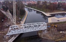 Montaż mostu w Piszu. Autor: Ł. Bryłowski