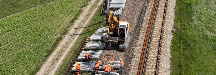 Wymiana torów, maszyny, robotnicy Radzice fot. Paweł Mieszkowski 1 PLK SA