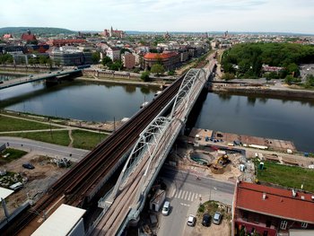 Most kolejowy nad Wisłą w Krakowie