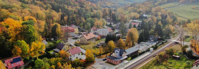 Przystanek Zagórze Śląskie Przystanek Zagórze Śląskie z lotu ptaka. R.Mitura
