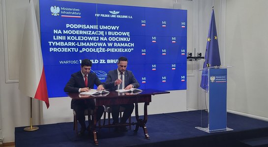 Podpisanie umowy na odc. Tymbark - Limanowa, fot. Piotr Hamarnik PLK SA