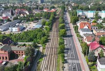 Linia kolejowa nr 18 w Nakle nad Notecią z lotu ptaka. fot. Szymon Danielek PLK