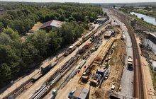 Przebudowa stacji Gliwice Łabędy z lotu ptaka, maszyny na torach, fot. Krzysztof Ścigała Polskie Linie Kolejowe 3