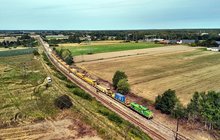 Rewitalizacja toru z wykorzystaniem oczyszczarki na odcinku Grybów - Staszów, widok z lotu ptaka, fot. Piotr Hamarnik (2)