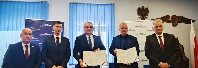 Podpisanie umowy na prace na linii kolejowej Opole - Kluczbork fot. N.Kuśnierz (1)