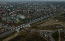 Wiadukt kolejowy na ul Troczewskiego w Kutnie, linia kolejowa, pociąg Fot. Łukasz Bryłowski PLK