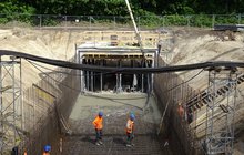 Pracownicy na budowie tunelu na stacji Olsztyn Główny_fot. Andrzej Puzewicz