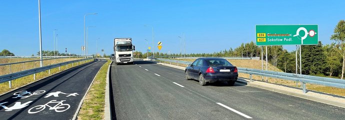 Małkinia - samochody przejeżdżające po wiadukcie fot. R.Pustuł, Intercor Sp. z o.o.