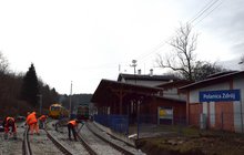 Ostatnie prace na stacji Polanica-Zdrój przed przyjęciem pociągów. Fot. M. Pabiańska Styczeń 2025