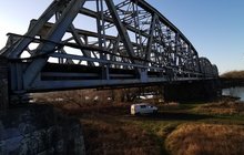Most kolejowy nad Wartą widziany od strony Kostrzyna nad Odrą, fot. Artur Ślusarczyk