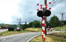 Barcice, wykonywane są prace na przejeździe przy wymianie urządzeń, fot. Jakub Tokarz (6)