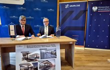 Podpisanie umów na modernizację linii kolejowej nr 8, fot. Piotr Hamarnik (1)