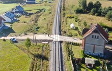 Przejazd kolejowo-drogowy z nową nawierzchnią na trasie Olsztyn-Braniewo. fot. Damian Strzemkowski PLK (3)