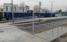 Widok na dojście do peronu na przystanku Sobótka Zachodnia, fot. P. Mieszkowski, A. Lewandowski (2)