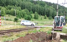 Barcice, wykonywane są prace na przejeździe przy wymianie urządzeń, fot. Jakub Tokarz (4)