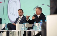 Prezes Zarządu PLK SA, Ireneusz Merchel, na konferencji PLK SA poświęconej rozwojowi polskiej kolei szynowej, fot. Jacek Kamiński, Agencja EventSnap