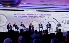 Uczestnicy panelu Wykonawcy inwestycji kolejowych. Autor Jacek Kamiński