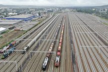 Pociągi towarowe na stacji Gdynia Port. fot. Szymon Danielek PLK (1)