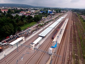 Stacja kolejowa w Krzeszowicach