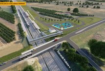 Wstępna wizualizacja stacji Biała Rawska przedstawia usytuowanie nowych peronów na Centralnej Magistrali Kolejowej w pobliżu wiaduktu nad czterema torami na drodze wojewódzkiej nr 725. Na wizualizacji znajdują się perony, pociąg na torach, kładka dla pieszych nad torami, wiadukt drogowy, parking dla samochodów.