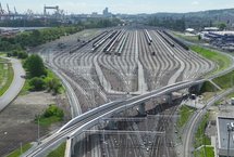 Wiadukt_kolejowy_na_terenie_stacji_Gdynia_Port._Fot._Damian_Strzemkowski