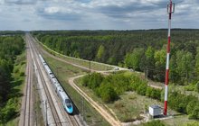 Maszt GSM-R na linii nr 4 fot. Paweł Mieszkowski