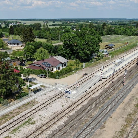 Stacja Niemojki - widok z drona fot Paweł Mieszkowski PKP Polskie Linie Kolejowe SA