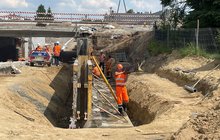 Robotnicy na budowie wiaduktu w Gałkowie; fot. Dorota Kuźmińska