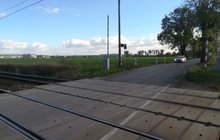 Przejazd kolejowy - miejsce nowego wiaduktu w Plewiskach.