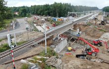 Ełk - maszyny na budowie wiaduktu nad ul Kolejową. Fot. Paweł Chamera PKP Polskie Linie Kolejowe S.A.