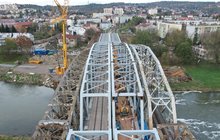 Most kolejowy w Przemyślu - nowa konstrukcja między zabytkowymi elementami obiektu, fot. Tomasz Warszewski 