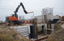 Budowa przejścia podziemnego na przystanku Oława Zachodnia. Fot. M. Pabiańska 11.24 (2)