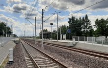 Ozorków, nowe perony, wiaty, ławki, gablota na rozkład jazdy, nowe tory, fot. Janusz Matecki PLK