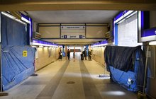 Stacja Łódź Kaliska, remont przejścia podziemnego, podróżni. fot. Rafał Wilgusiak PLK