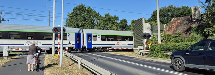 Przejazd kolejowo-drogowy w Oławie, fot. Katarzyna Głowacka PLK SA