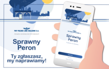 Grafika promująca aplikację Sprawny Peron. Na pierwszym planie rysunek dłoni trzymającej telefon komórkowy, na jego ekranie widoczny główny interfejs aplikacji Sprawny Peron. Z lewej strony grafiki logo PLK i napis: Sprawny Peron, Ty zgłaszasz, my naprawiamy! Autor: Małgorzata Przybysz