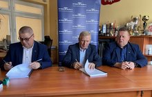 Podpisanie umowy na modernizację stacji Bełchów w siedzibie IZ Łódź fot. Jakub Raj