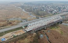 Uhowo - budowa mostów kolejowych nad Narwią. fot. Artur Lewandowski PKP Polskie Linie Kolejowe S.A.