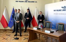 Piotr Wyborski, prezes zarządu PLK SA wypowiada się na konfercji prasowej, w tle przedstawiciele MI i wykonawcy, fot. Anna Znajewska-Pawluk