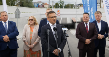 Kadr z filmu: Tunel drogowy w Teresinie otwarty pół roku przed terminem!