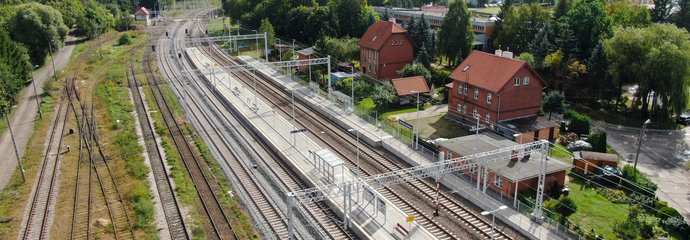 Nowe perony i układ torowy na stacji Olsztyn Gutkowo. fot. Damian Strzemkowski PLK (1)
