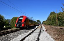 Pociąg na linii nr 7 oraz nowy tor między Warszawą Olszynką Grochowską i Warszawą Gocławek, fot. Anna Znajewska-Pawluk