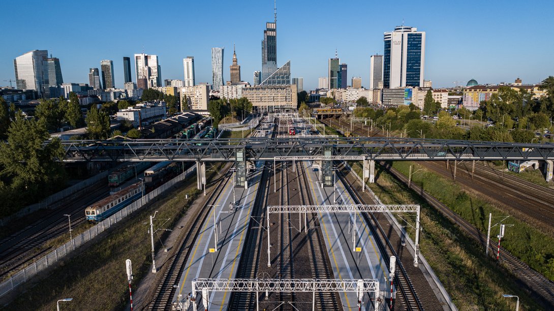 Stacja Warszawa Główna, zdjęcie wykonane z drona