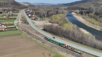 Roboty torowe na odc. Stary Sącz - Piwniczna (l. nr 96), fot Krzysztof Dzidek